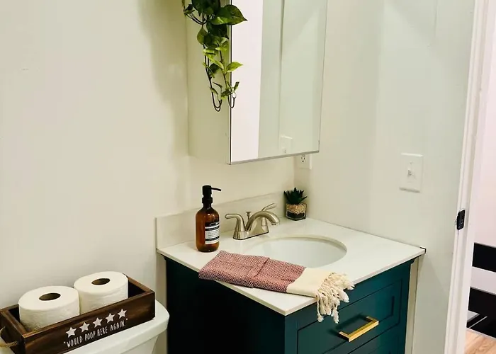 Сasa de vacaciones Cozy Casita By Jungle House Downtown & Short North Free Parking 5 800 Reviews Near Convention Center & Nationwide Arena & Ohio State Walk To High Street